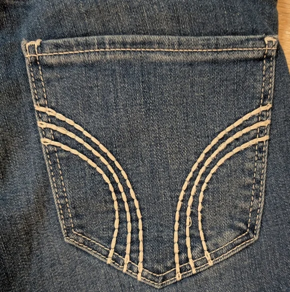 Hollister Curvy High Rise Vintage Flare Y2K Style Jeans Women's Size 28 (Size 6) - Picture 6 of 6